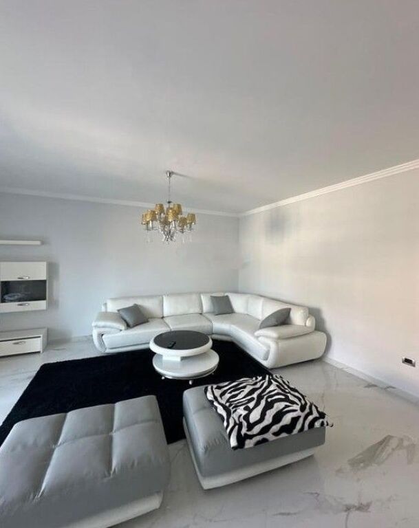 ULET CMIMI !! Shitet Super Apartament 3+1+2 Ne Kompleksin Rafaelo, Fresk