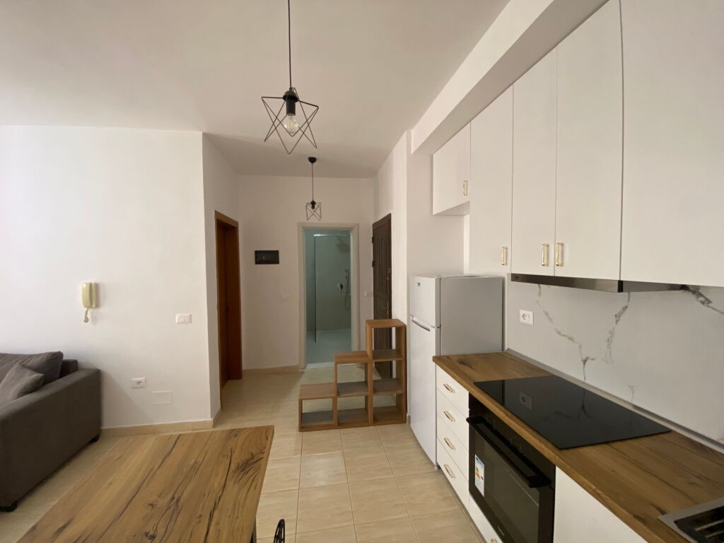 Jepet me Qera nga Pronari 2+1+ Ballkon