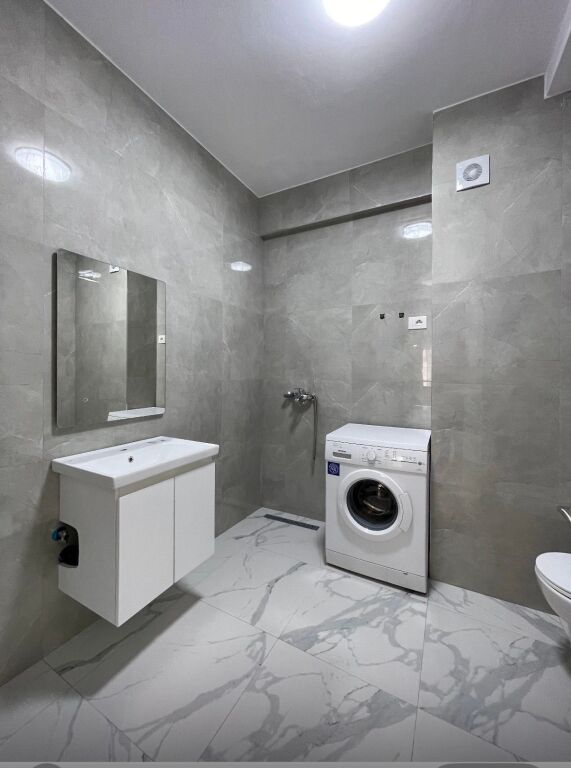 Apartament per shitje 2+1+verande ne Astir