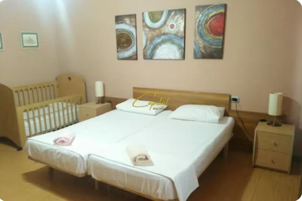 APARTAMENT ME QIRA 2+1 ISH TREGU ELEKTRIK 45.000 LEKE