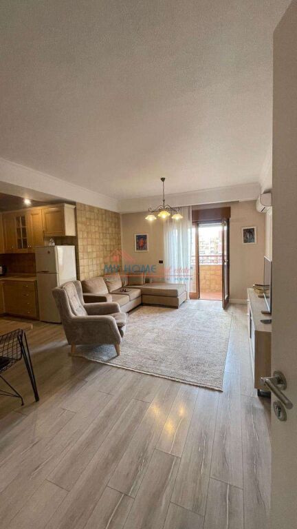 Apartament 1+1 dhe Garsoniere (Studio) me Qera ne Qender Tirane