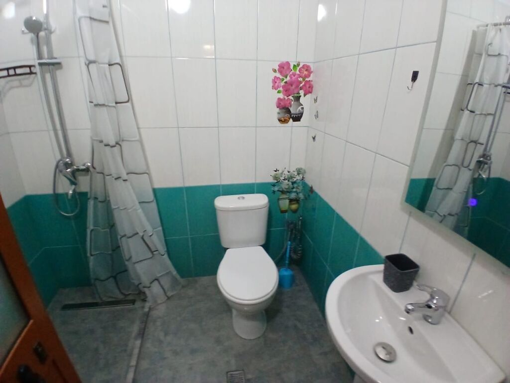 Jepet Me Qera Apartament 1+1+1 Ballkon