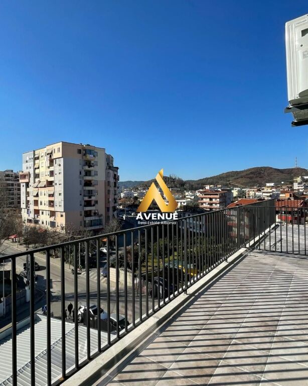 Apartament 2+1 me qira në Yzberisht, pranë Grand Gallery, Tiranë