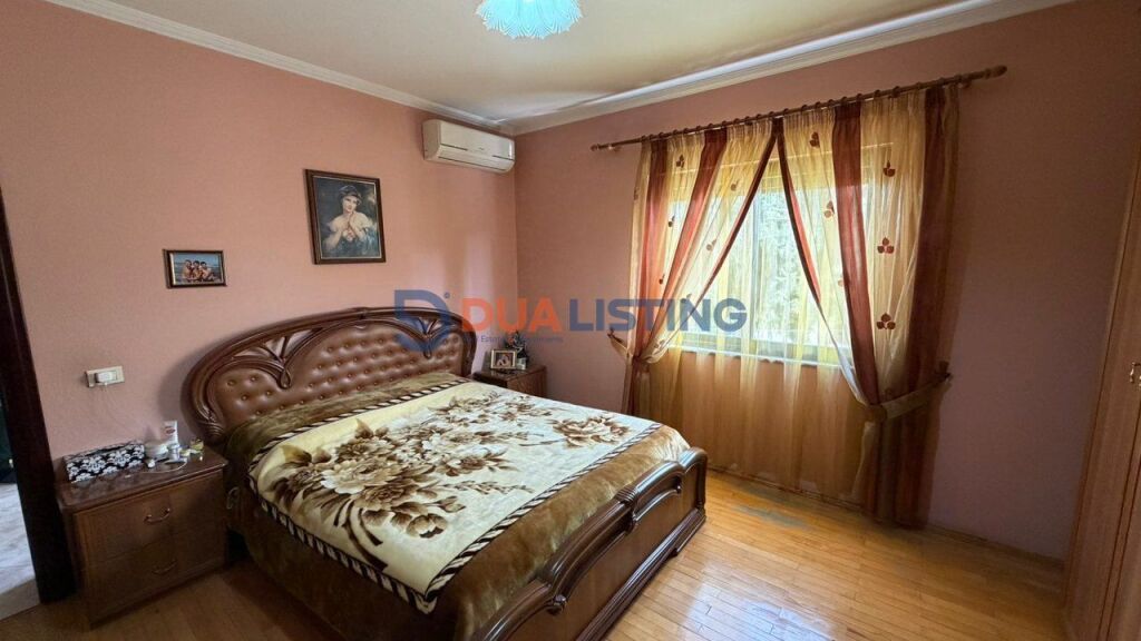 Shitet Vile 3-kateshe ,  ne Don Bosko!
