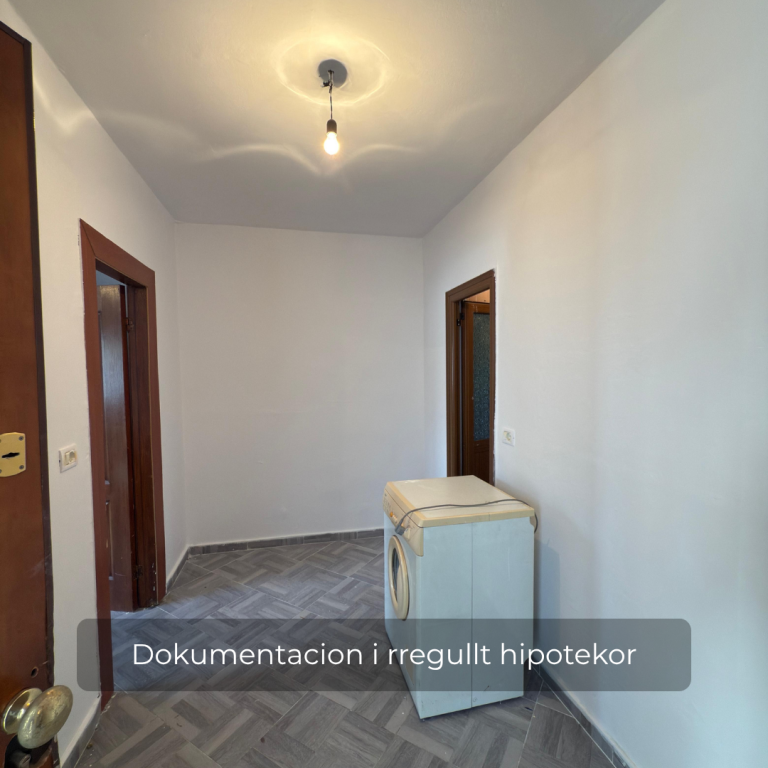 Shitet Apartament 1+1