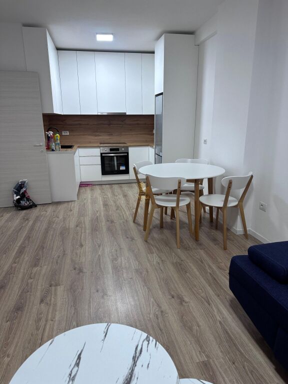 Qira, Apartament, 1+1+BLK, Laprake-Kompleksi E-88, 57,000 LEK/Muaj