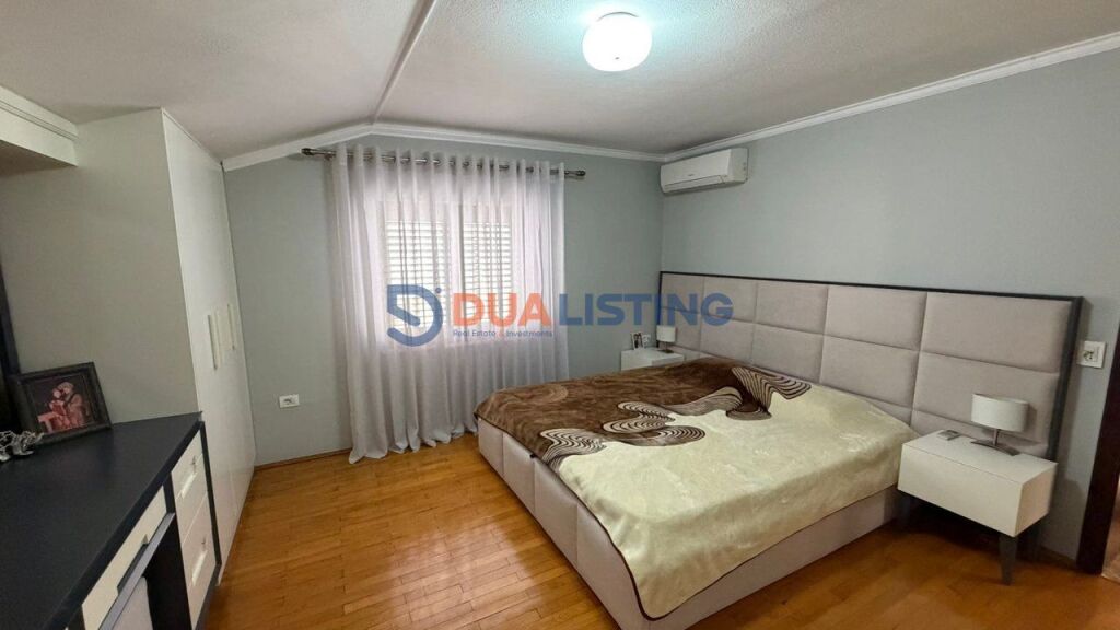 Shitet Vile 3-kateshe ,  ne Don Bosko!
