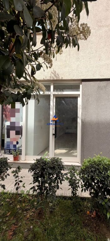 BUSINESS PREMISES/OFFICE FOR RENT 20M2 "VASIL SHANTO" 35000 LEKE