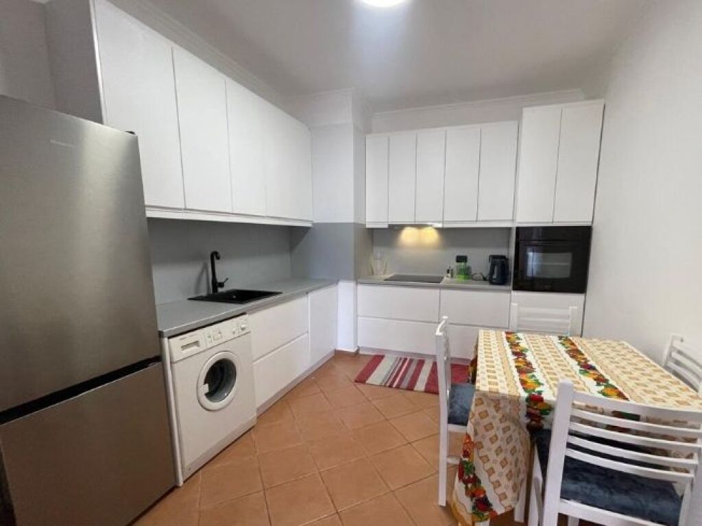 Jepet me qera Apartament 2+1