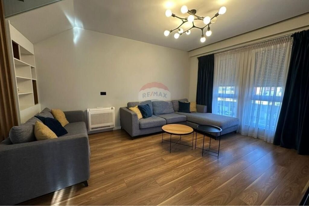 APARTAMENT 3+1+2 PER QIRA ME POST PARKIMI