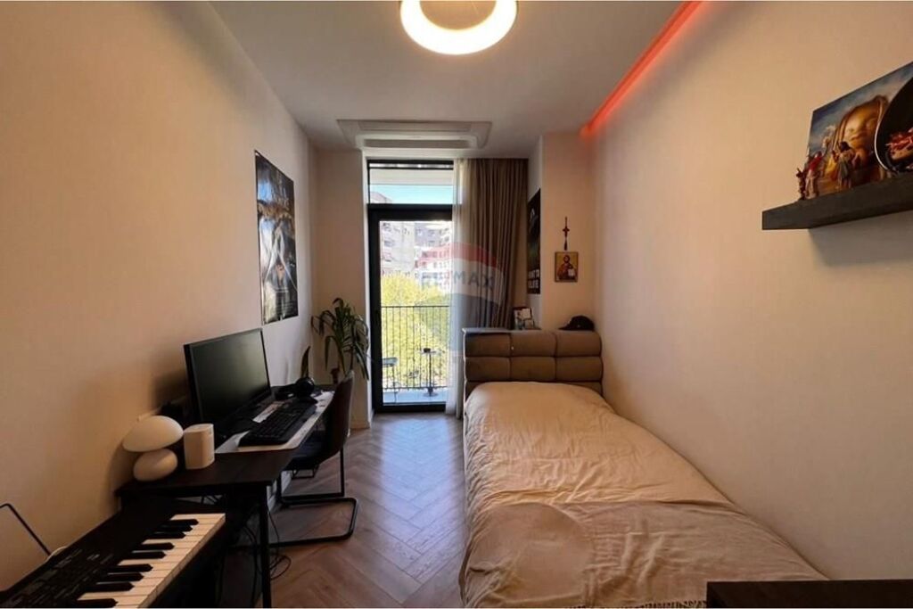 Appartamento 3+1+2 in vendita a Lake View!