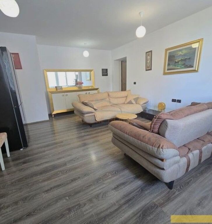 Shitet, Apartament 2+1, Fusha e Aviacionit 195,000 €