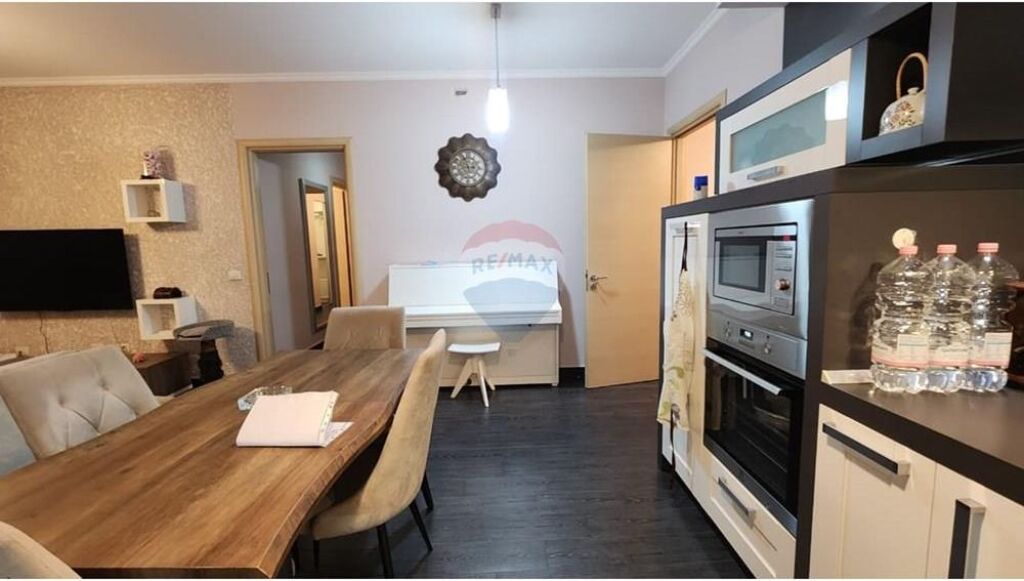 Apartament 2+1 për qira ne fillim te Don Bosco.