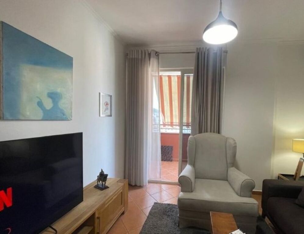 Jepet me qera Apartament 2+1