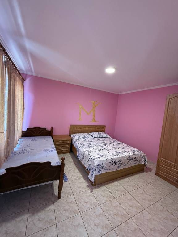 Jepet Me Qera Apartament 2+1 , Uje,Drita Te Perfshira Ne Cmim!