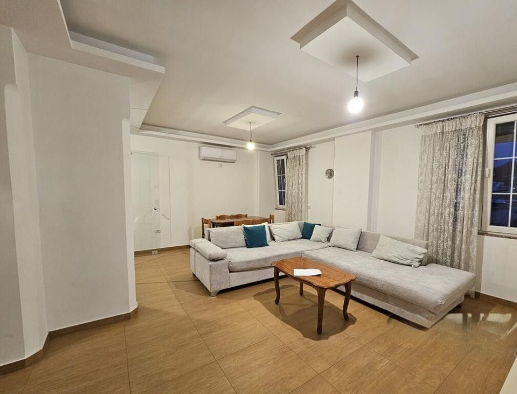 Shesim apartament 2+1+2 ne Misto Mame !