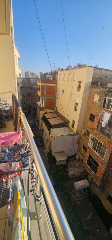 SHITET APARTAMENT 2+1 QENDER DURRES