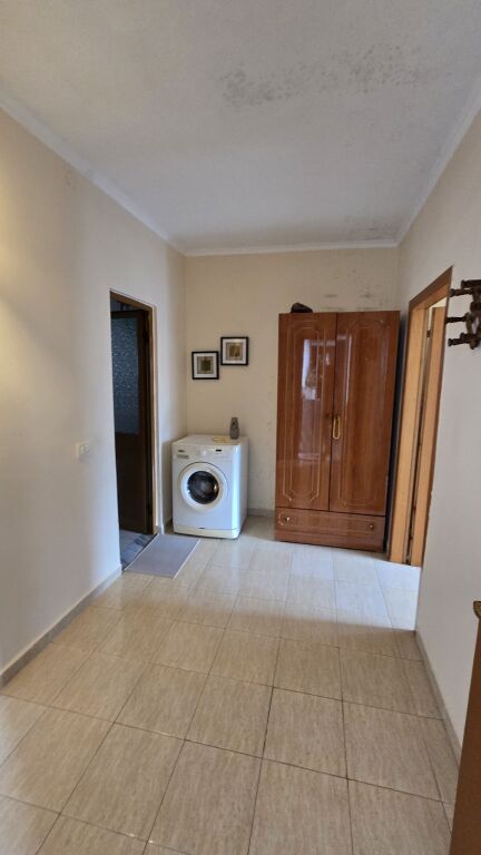 Vendita | Appartamento 1 + 1 | Ali Demi | 9.500.000 lek