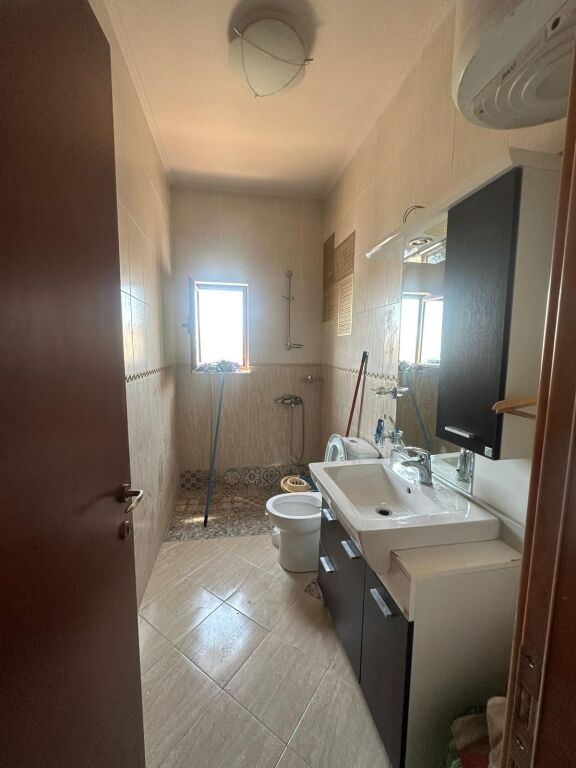 2 apartamente ne Golem