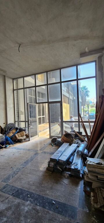 SHITET DYQAN PLAZH DURRES RRUGA E FRIGORIFERIT KOMPLEKT PRIVAT