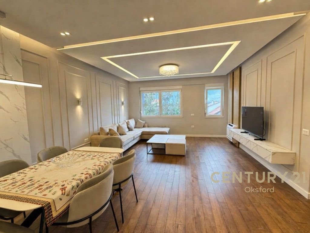 Apartament 3+1+2+Parkim per qira te Liqeni i Thate