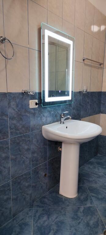 Apartament me qera 1+1 te c islam Alla Myslym