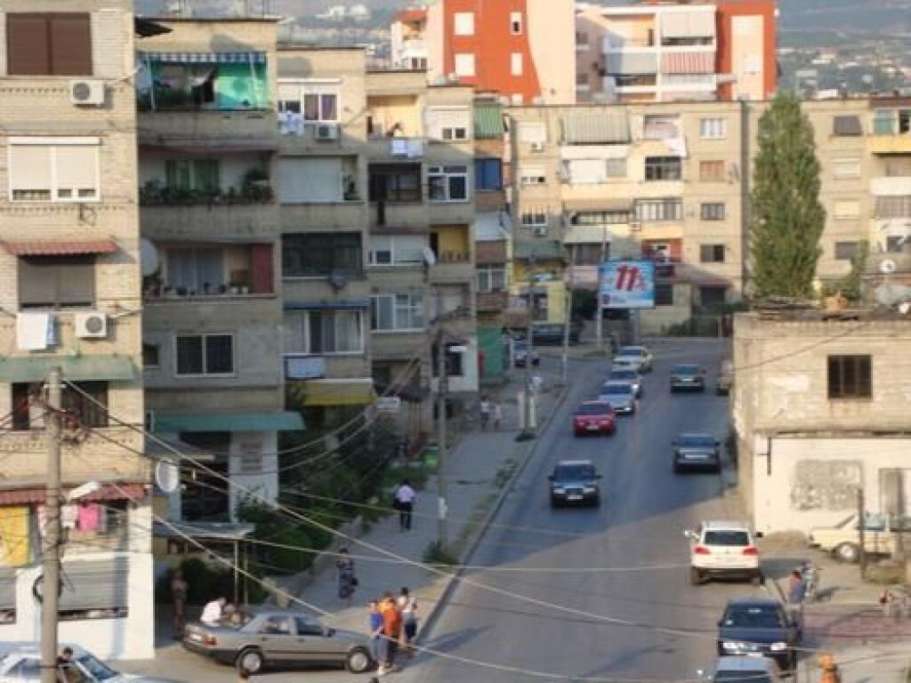 IN VENDITA APPARTAMENTO 1+1+BALCONE "ALI DEMI, RESIDENZA KAIMI" 122.000 EURO" 122.000 EURO