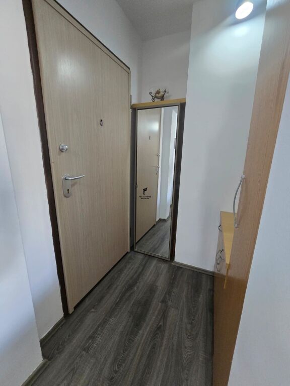 SHITET APARTAMENT 2+1 ISH FUSHA E AVIACIONIT 195.000 EURO H-69872