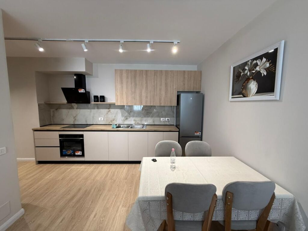 📣 QERA SUPER Apartament 1+1 📍 Kompleksi Magnet, Prane 21-Dhjetorit ✨💶 Cmimi 60.000 Leke/Muaj