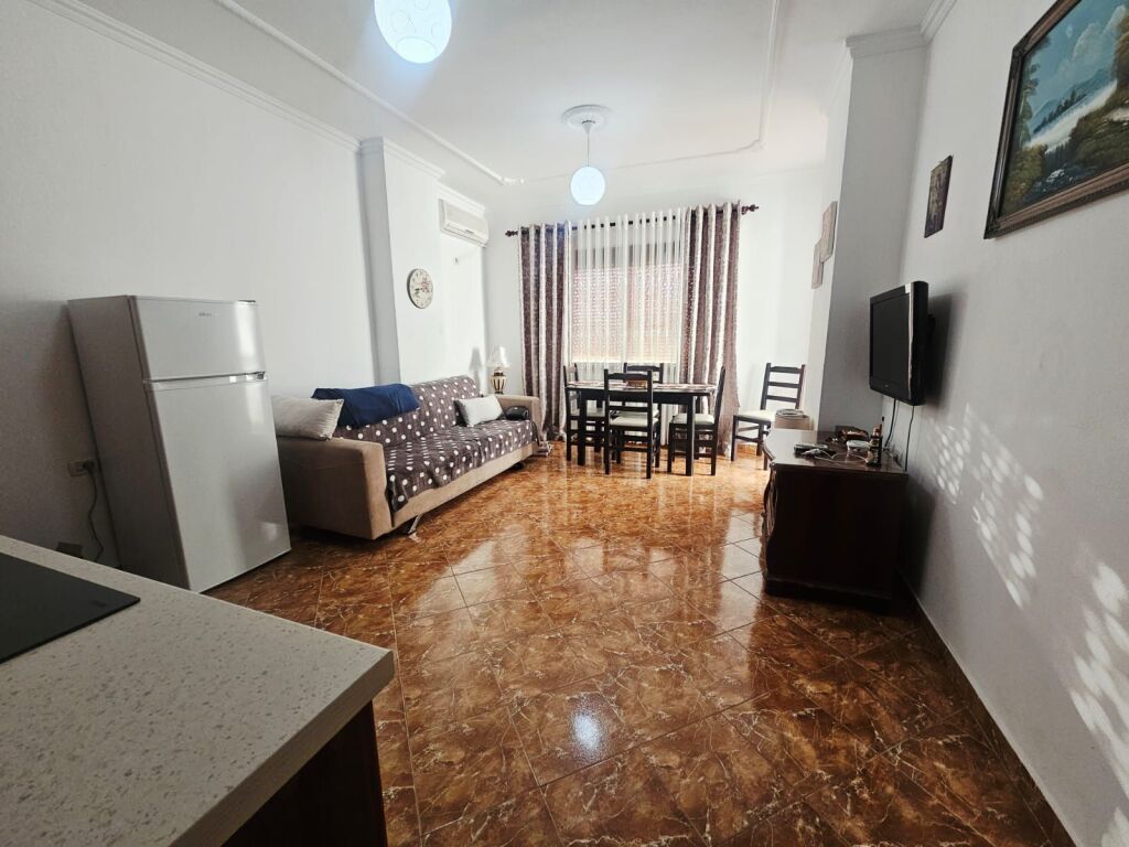 Jepet me qira 1+1 te mbikalimi Kristal