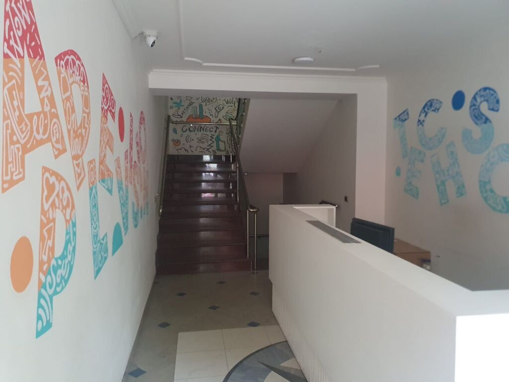 Shitet Ambient Biznesi (Showroom/Dyqan) – Ish-Blloku (Përballë ish-LSI)