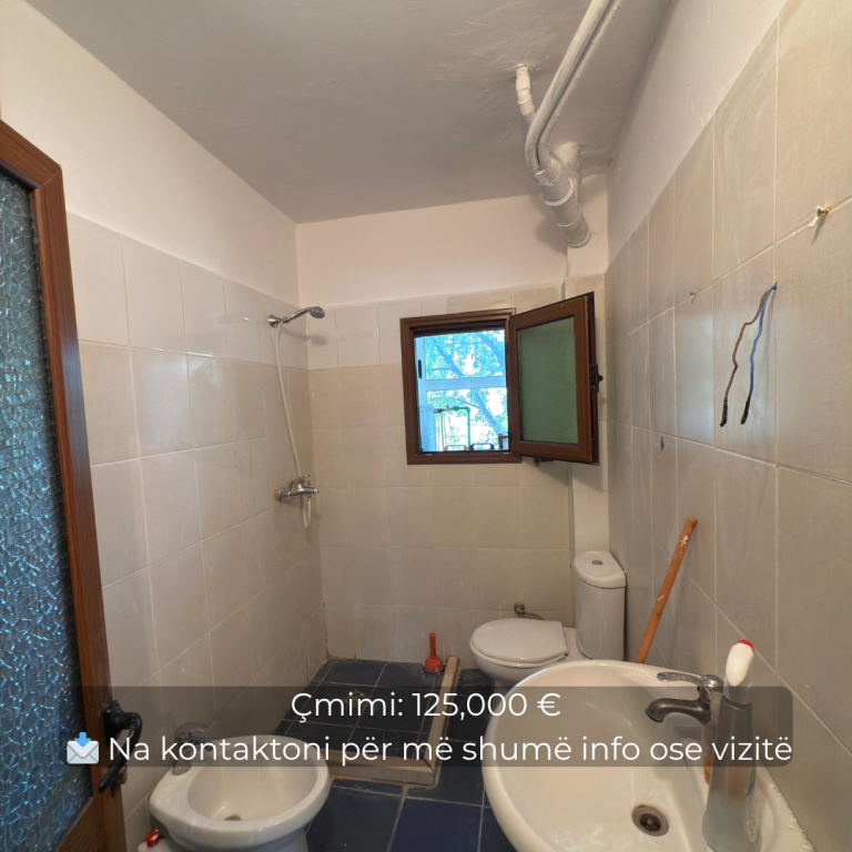 Shitet Apartament 1+1