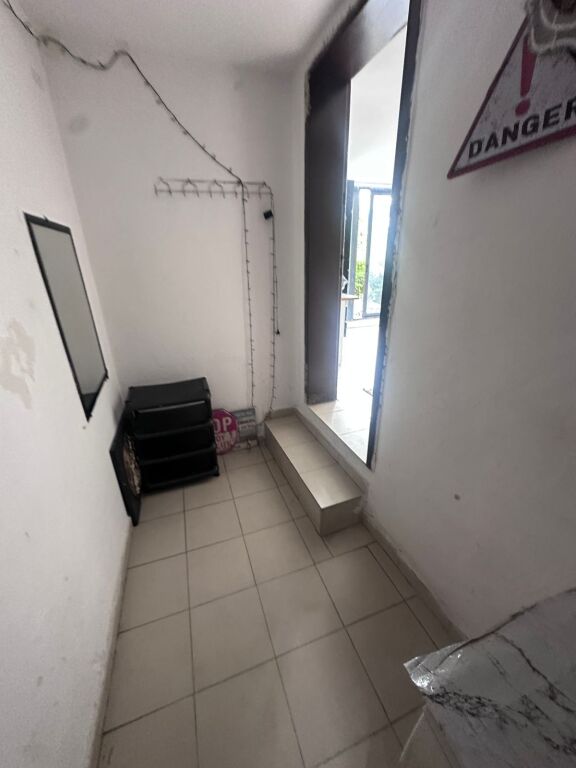 GARSONIERE ME QIRA – BRRYL