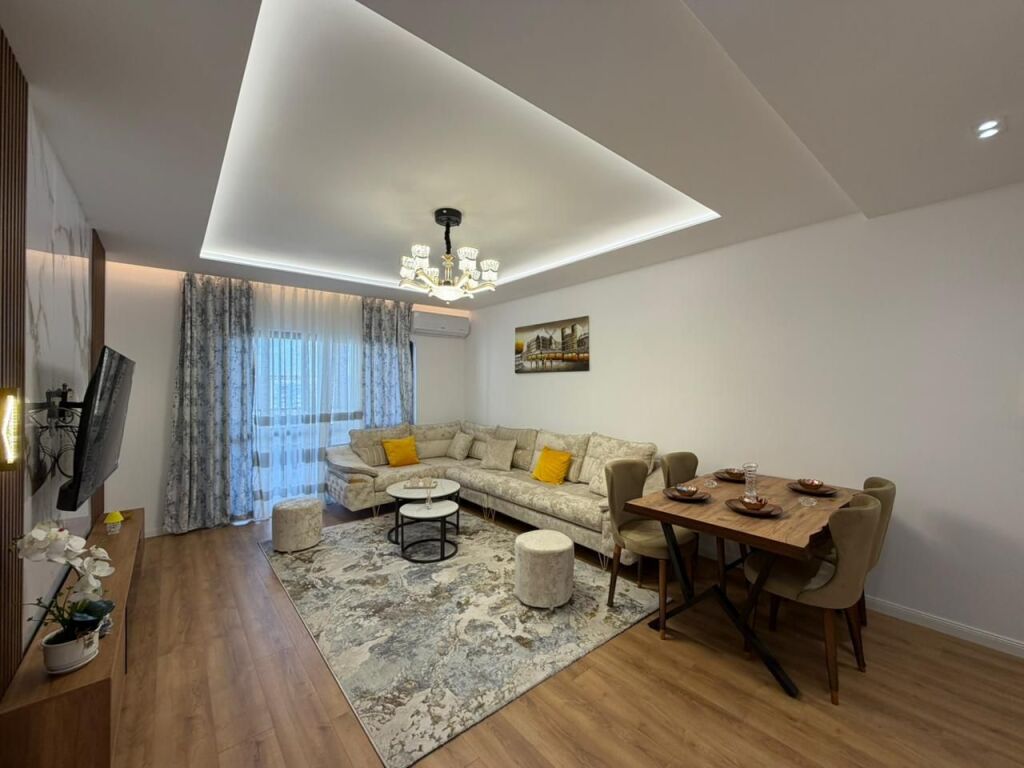 Apartament 2+1+2 per shitje tek Ish-Parku perball Delijorgjit.