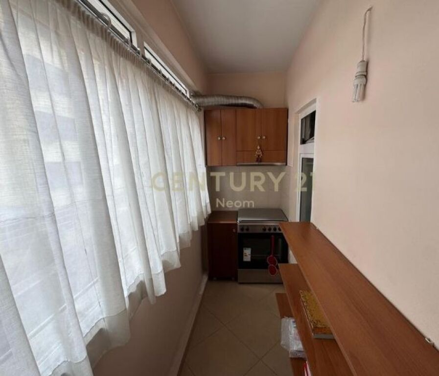 JEPET ME QERA APARTAMENT 1+1