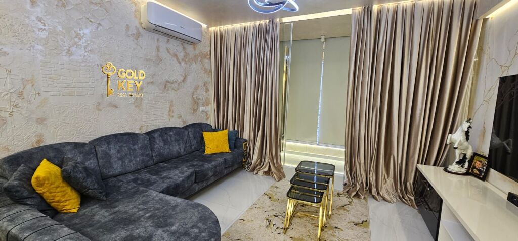 SHITET APARTAMENT LUXURY 2+1+ BALLKON PLAZH DURRES