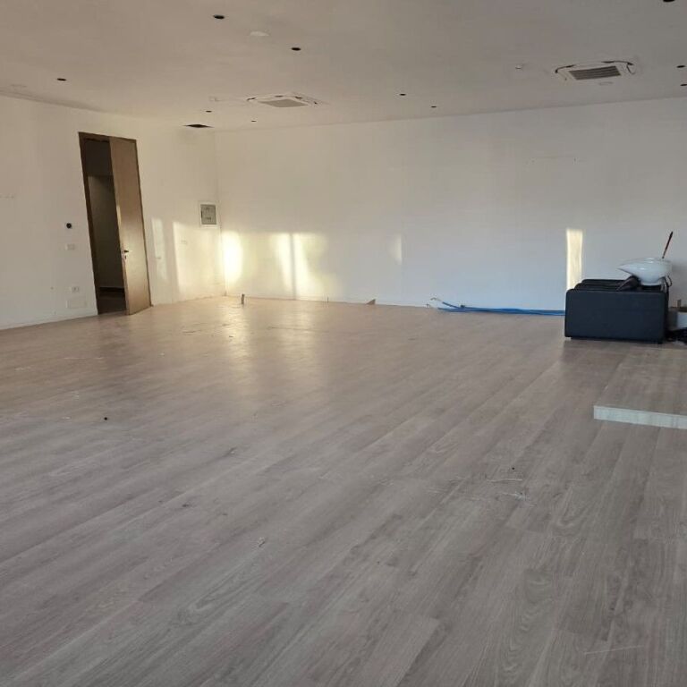 📣 Zyrë me Qira – Kompleksi Delijorgji, Tiranë 🔥