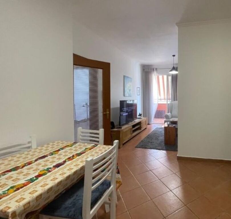 Jepet me qera Apartament 2+1