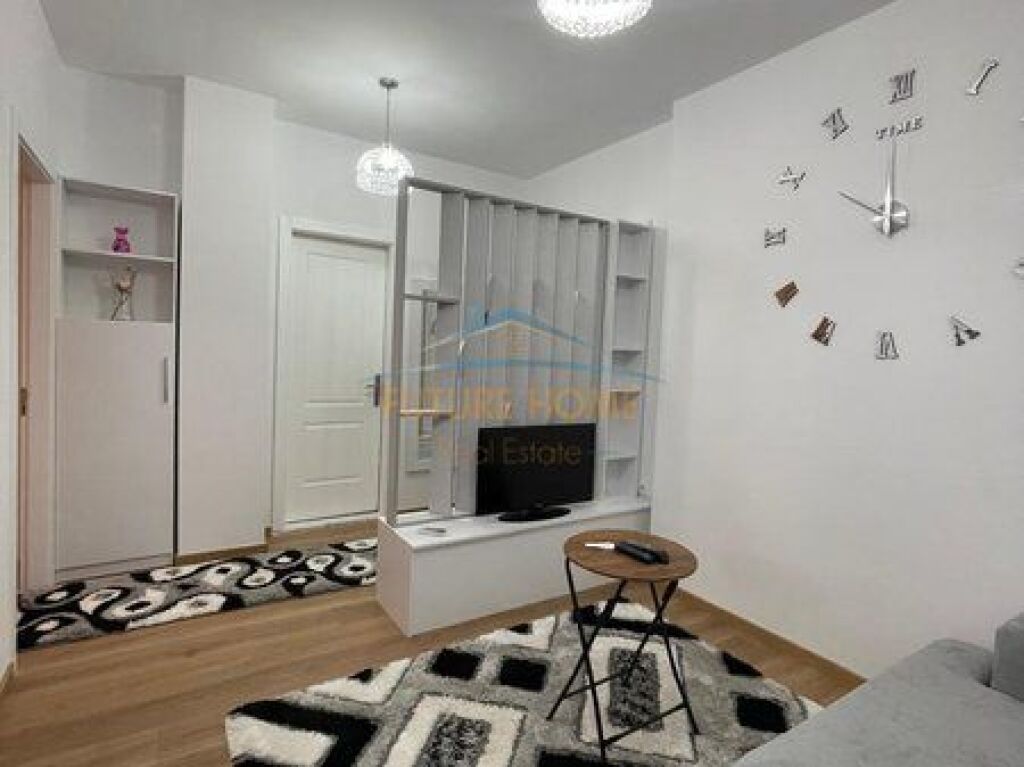 Shitje, Apartament 1+1, prane ish-Venues, Oxhaku, Tirane.