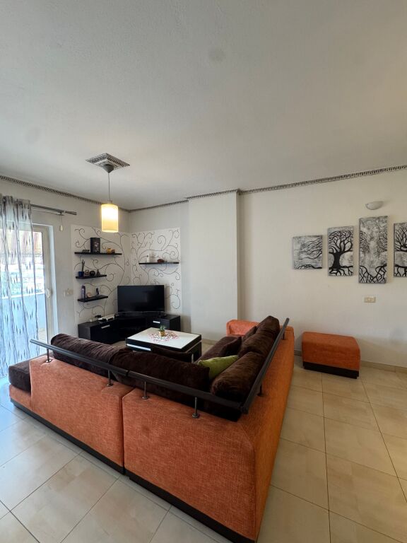 Opportunity Zogu I Zi For Rent 2+1+2