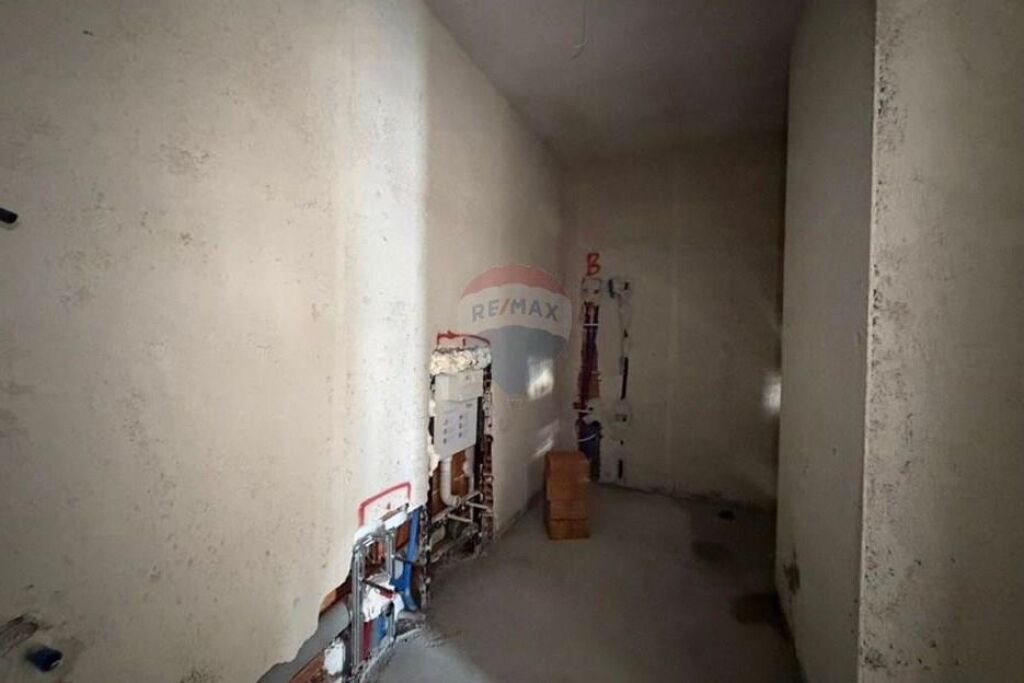 Shitet duplex te White Tower ID: 530181096-159