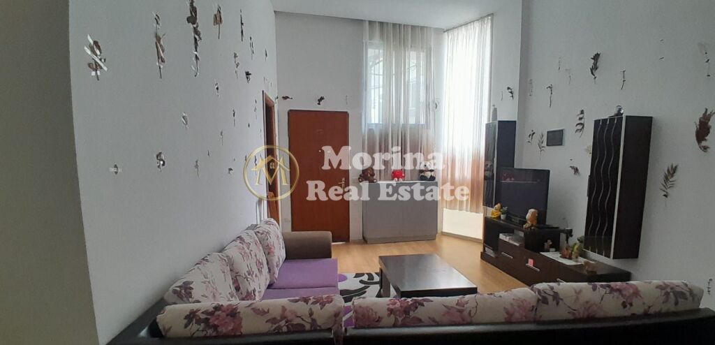 Affitto | Apartament 1 + 1 | Fresku | 350 €/mese