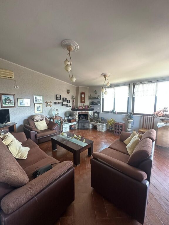 2 apartamente ne Golem