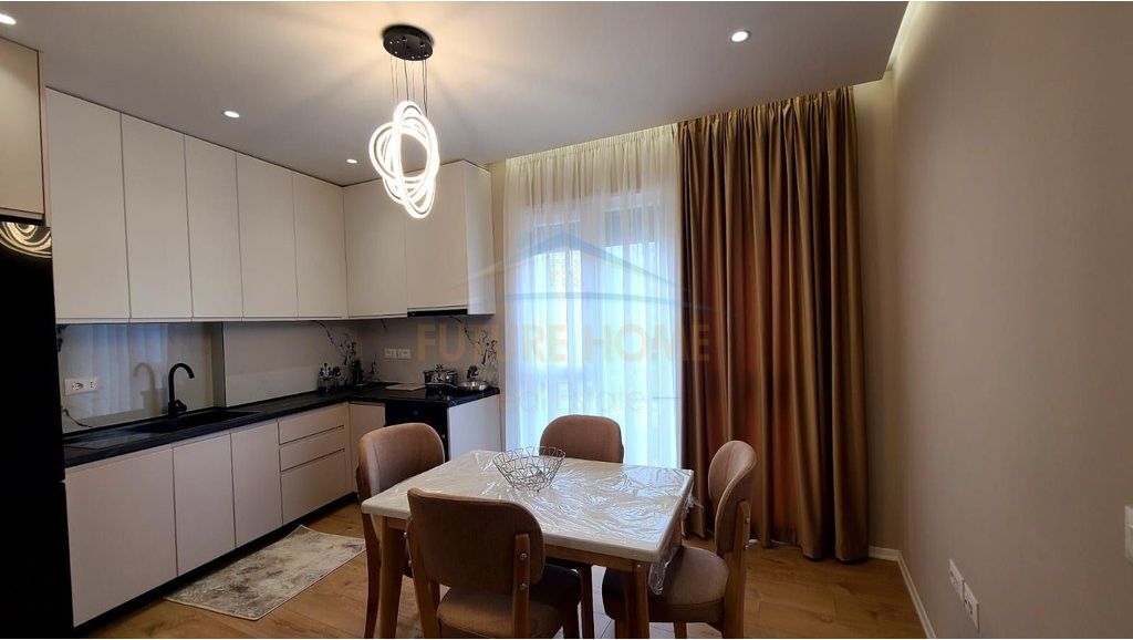 Qera,Apartament 2+1+2+post parkimi ,Jordan Misja