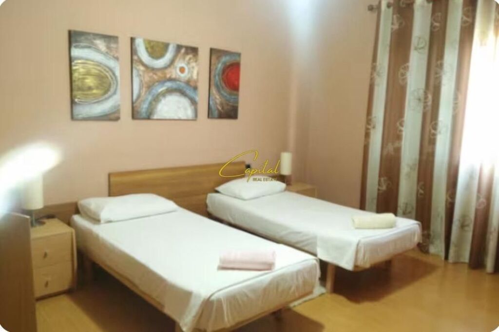 APARTAMENT ME QIRA 2+1 ISH TREGU ELEKTRIK 45.000 LEKE