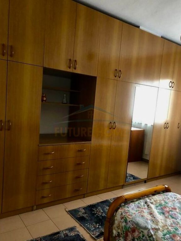 Qera, Apartament 1+1, Medreseja, Rruga e Dibrës