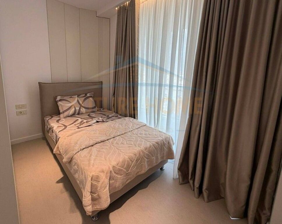 Affitto, Appartamento 2+1 + Posto Auto, Golden Tower, Via Mine Peza