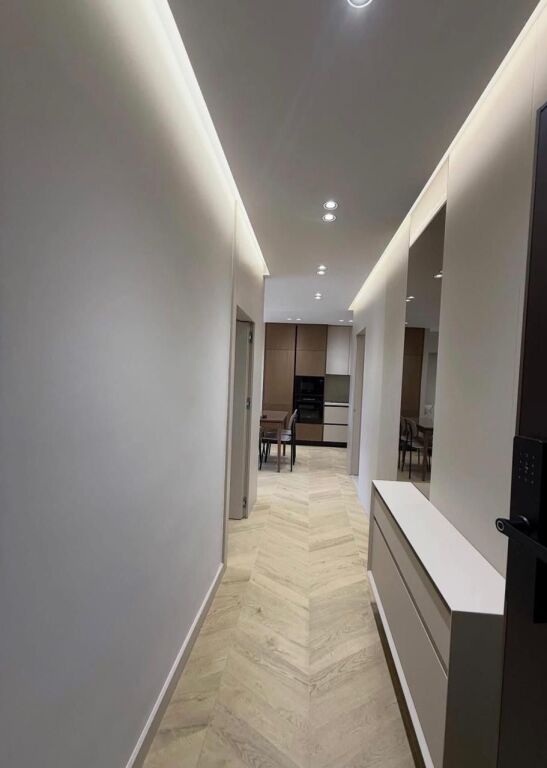 Apartment 1+1 for rent at Myslym Shyri, super invested