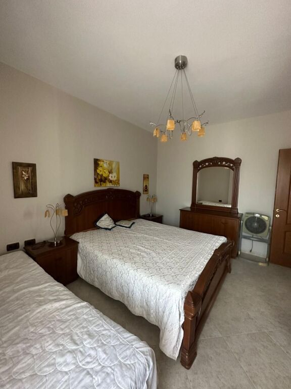 2 apartamente ne Golem