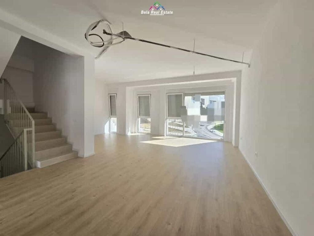 Vile Ne Shitje Ne Farke (ID BV0133) Tirane